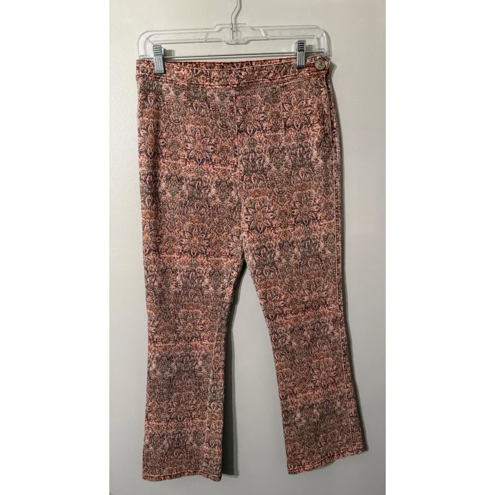 Free People Frida Cropped Flare Jeans Boho Tapestry Print Women's Size 6‎